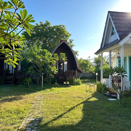 Balakosa Gili Meno Bungalow Luaran gambar